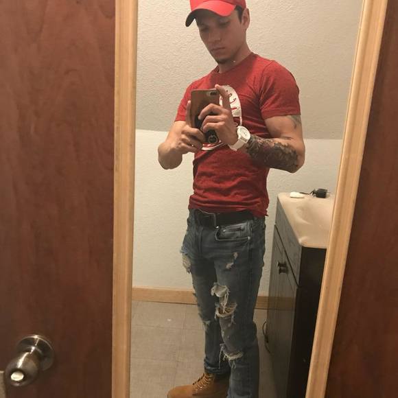 Meet your Posher, Perez - Picture 1 of 1